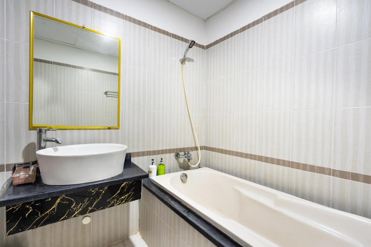 Super Oyo 1160 Hai Phong Hotel Хошимин Екстериор снимка